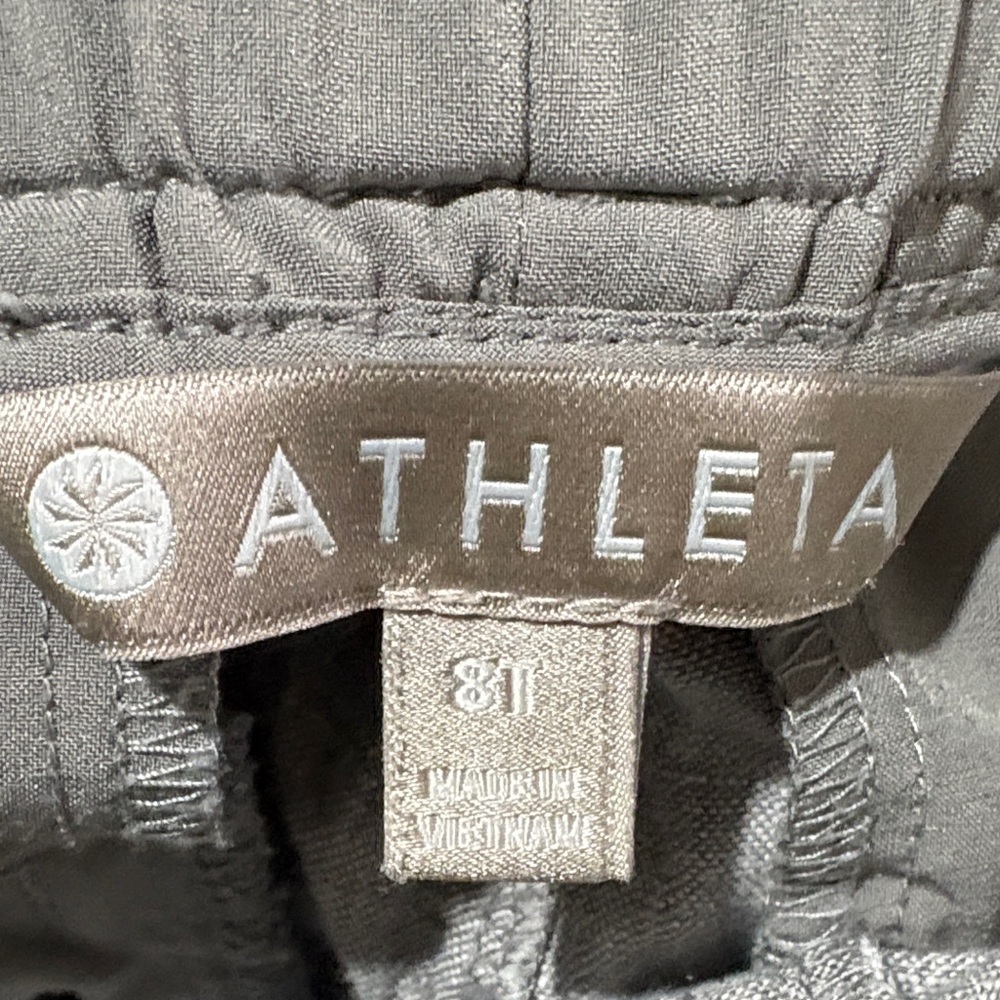 Athleta Gray Women's Linen Shorts - Picture 6 of 8